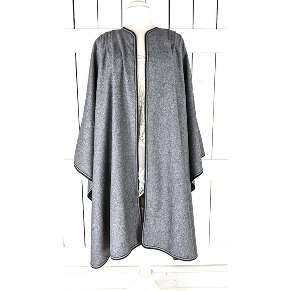 Vintage Windsmoor grey wool blanket poncho cover up cape - Picture 5 of 6